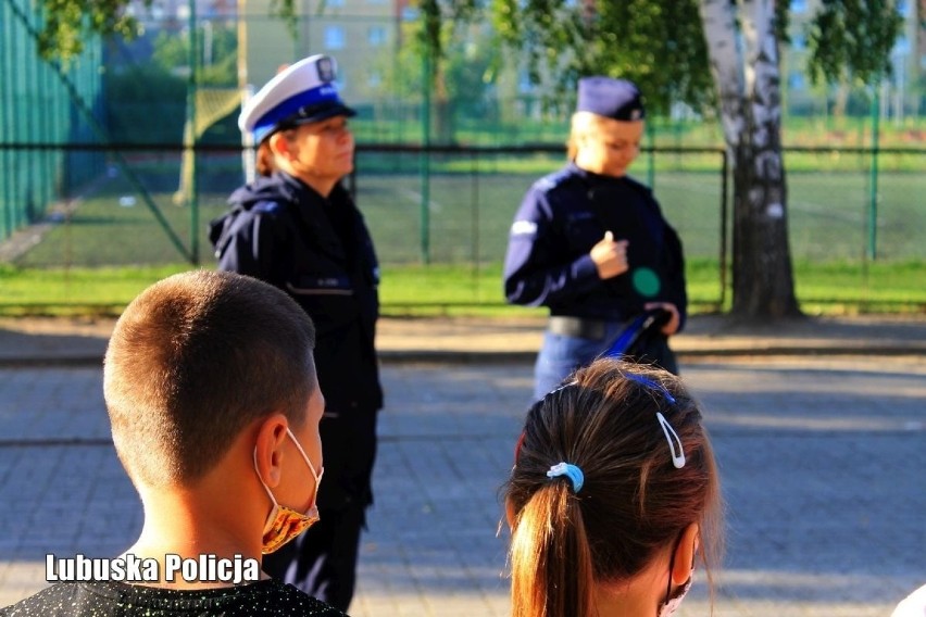 Pogadanki z dziećmi trwają od początku roku szkolnego.