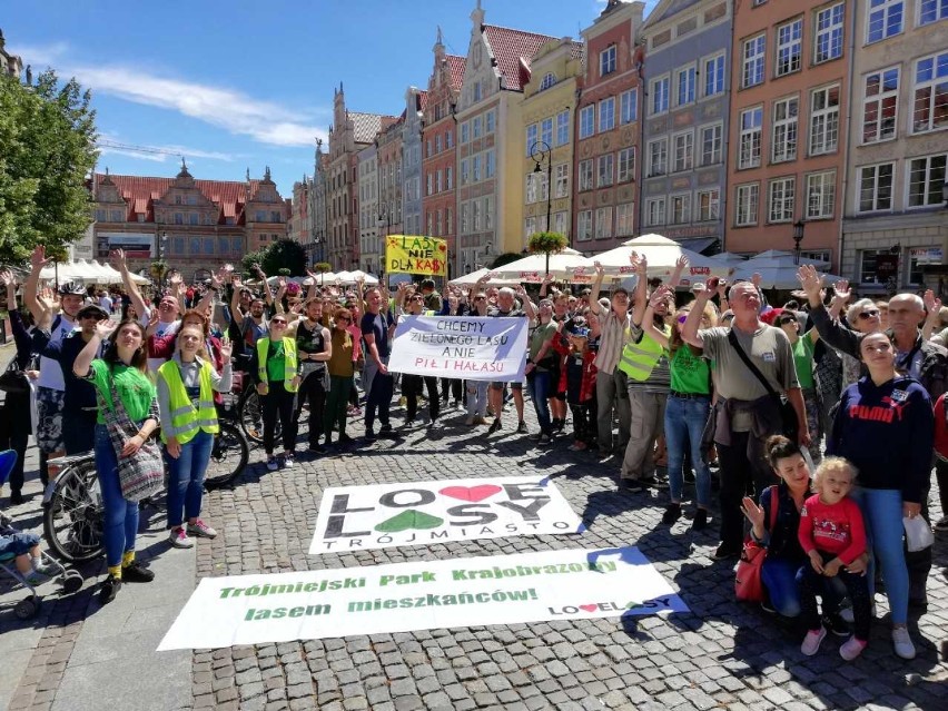 Jak podają dalej organizatorzy akcji, „obecnie w...