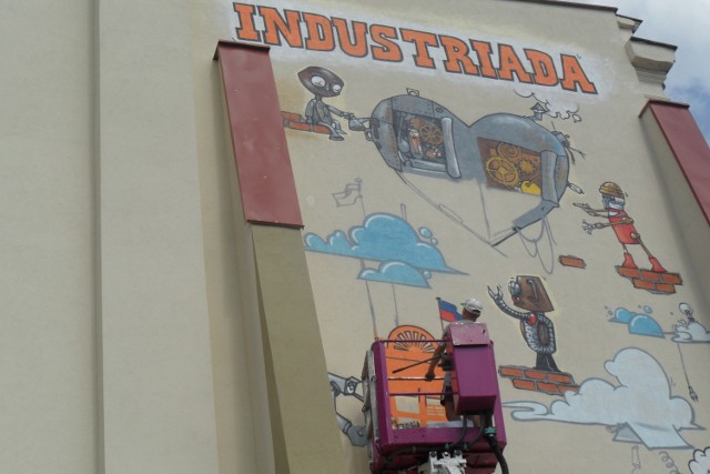 Mural promuje Industriadę