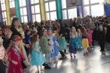 Bal karnawałowy w PSP 7 w Radomsku. Szkoła zbiera na pracownię sensoryczną. ZDJĘCIA, FILM