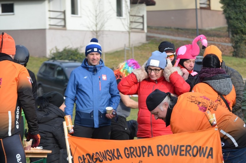 Sława: Piąty Zlot Morsów nad Jeziorem Sławskim. DUŻO ZDJĘĆ/FILMY