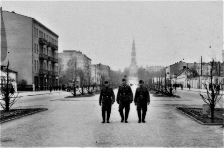 Tak wyglądała Częstochowa podczas drugiej wojny [ZDJĘCIA] Zobacz kadry z filmu "Częstochowa lata 1939-1945 - II wojna światowa"