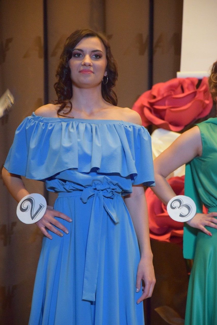 Miss AWF Gorzów 2019. Tak kandydatki prezentowały się w sukniach ślubnych i sukienkach koktajlowych [ZDJĘCIA]