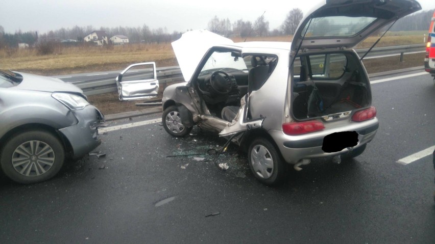 PILNE: Kolejny wypadek na DK1. Tym razem na wysokości Łochyni