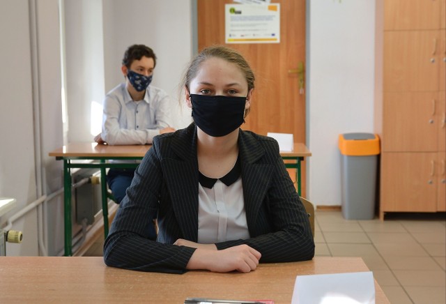 W dniach od 17 do 19 marca uczniowie klasy VIII w Szkole Podstawowej w Zajeziorzu piszą próbny egzaminem ósmoklasisty.