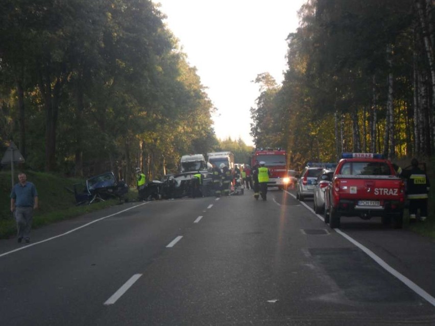 Wypadek w Podaninie. Na drodze K11 zderzyły się cztery auta...