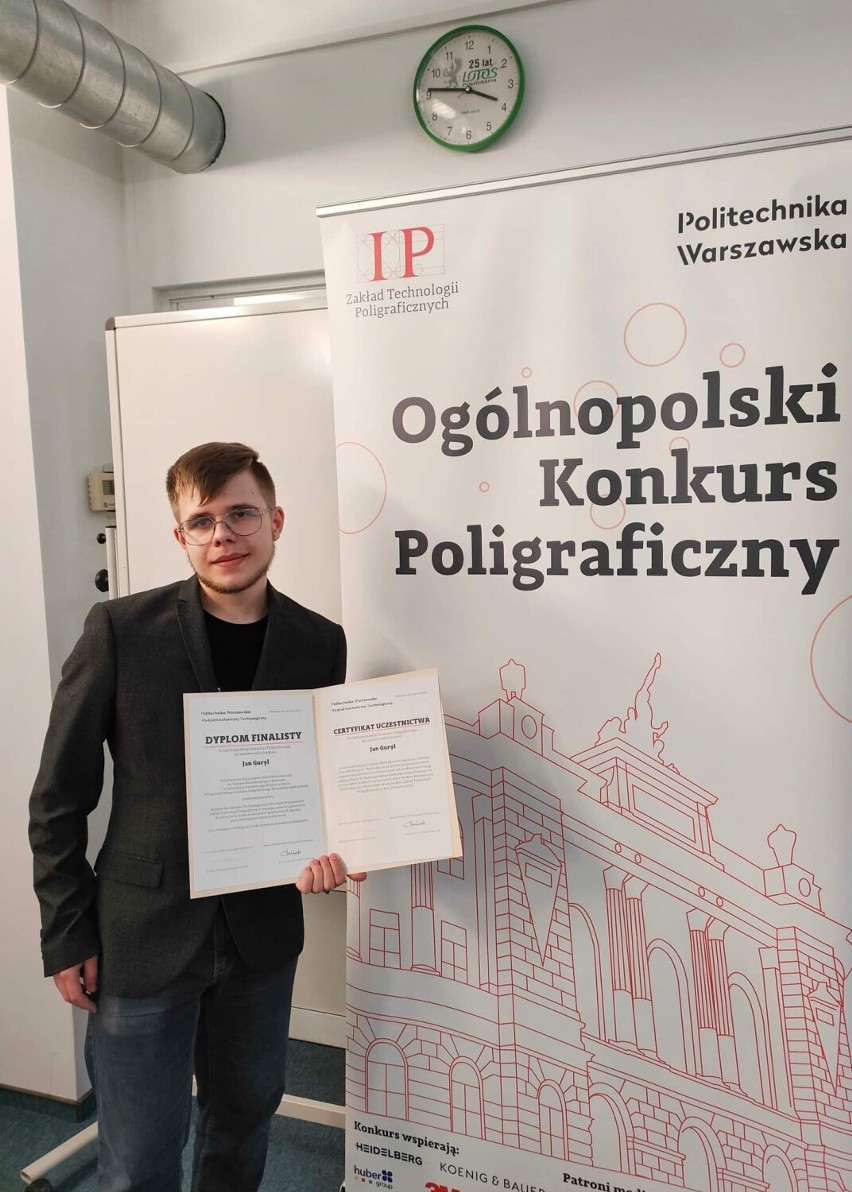 Jan Guryl, uczeń ZSE w Radomsku, zdobył indeks Politechniki Warszawskiej