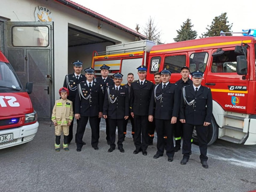 Strażacy z Opojowic proszą o pomoc przy zakupie zestawu ratowniczego 