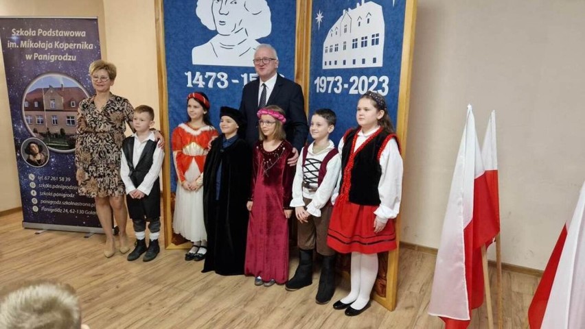 Uroczystość 50-lecia nadania szkole w Panigrodzu imienia Mikołaja Kopernika 