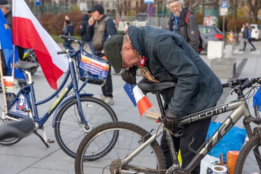 Manifestacja na rowerach "Niepodległa - Różnorodna -...