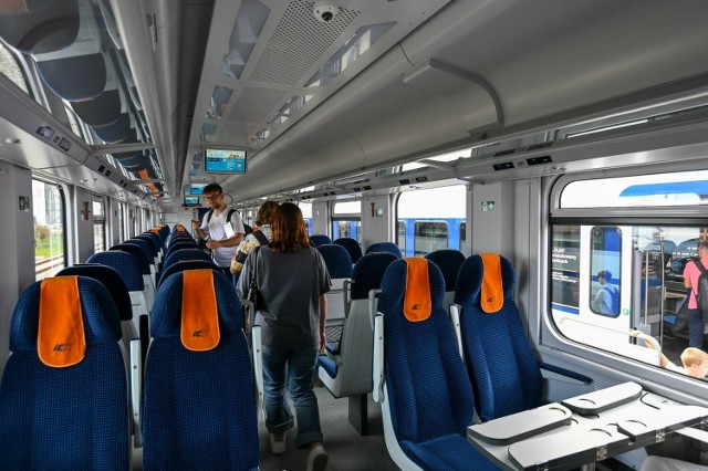 Nowe wagony zyskają nowoczesny design, zupełnie odmienny od tego, jaki na co dzień spotykamy w PKP Intercity.