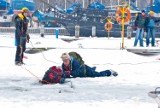 Ratownictwo na lodzie - pokaz Gdyńskiego Wodnego Ochotniczego Pogotowia Ratunkowego [zdjęcia]