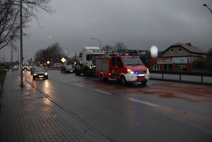 Na drodze krajowej nr 6 w Wejherowie zderzyły się dwa tiry