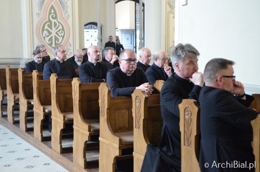 Księża i biskupi z całej archidiecezji modlili się w sanktuarium w Sokółce o uświęcenie kapłanów