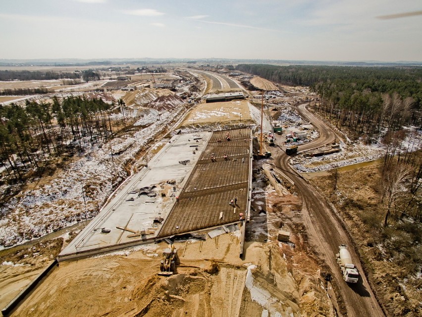 Budowa autostrady A1 od Częstochowy do Pyrzowic. Nowe ZDJĘCIA Z DRONA