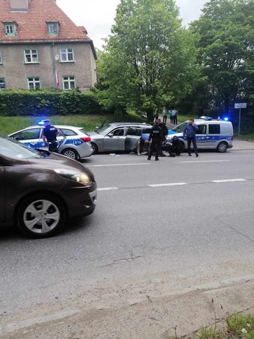 Policyjny pościg ulicami Nysy. Pijany kierowca BMW uciekał...