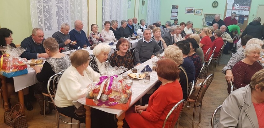 Obchody Dnia Babci i Dziadka w Klubie Seniora w Sycowie (GALERIA i FILM)