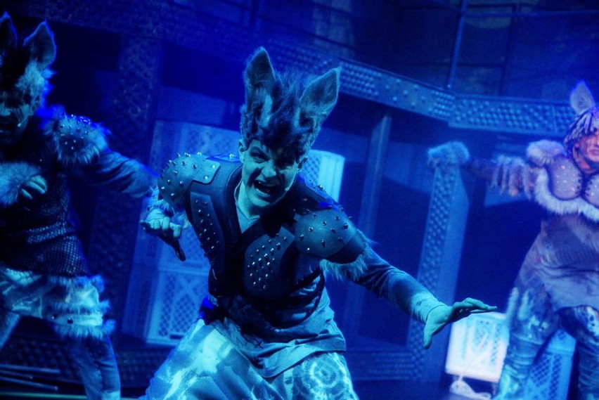 "Księga dżungli" w Teatrze Muzycznym w Gdyni. Małpy, wilki, wąż, tygrys i czarna pantera opanują scenę przy placu Grunwaldzkim ZDJĘCIA