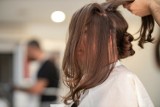 Najmodniejsze fryzury na wiosnę 2024. Te fryzury odejmą lat - idealne dla kobiet dojrzałych