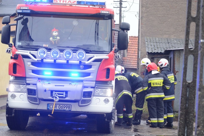 Pożar w mieszkaniu w Radzyniu Chełmińskim [wideo, zdjęcia]