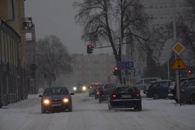 Koniec świata! Silna śnieżyca, zamiecie i mróz w Sieradzu