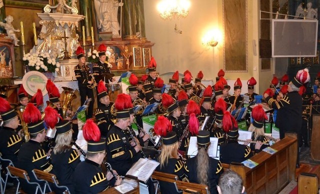 Występ orkiestry Bytom w Olsztynie podczas Święta Niepodległości