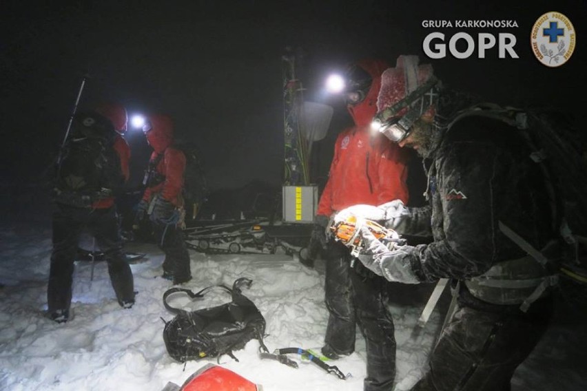 Karkonosze: Akcja GOPR. Poszukiwano wspinaczy w Śnieżnych Kotłach ZDJĘCIA