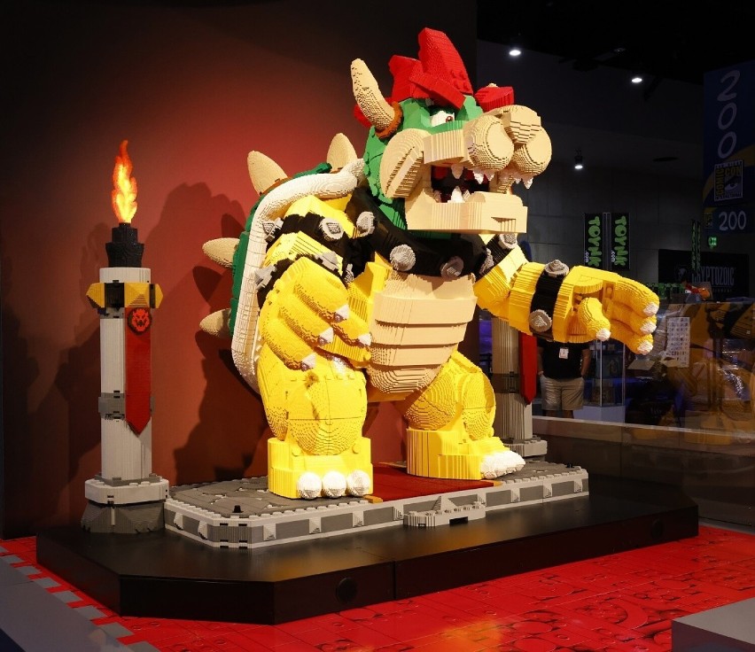 Ogromny Bowser z klocków LEGO nie tylko wygląda, ale też się...
