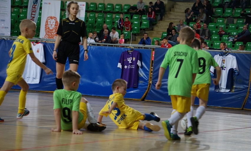 Turniej piłkarski Comtex CUP 2018 w hali "Łuczniczka" [zdjęcia, wideo]