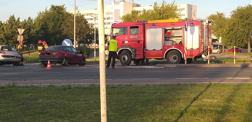 Przy ulicy Poznańskiej w Inowrocławiu zderzyły się dwa auta