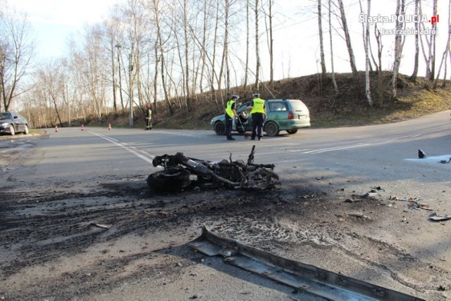 Makabryczny wypadek w Jastrzębiu: ratowaliśmy motocyklistę, był cały w ogniu