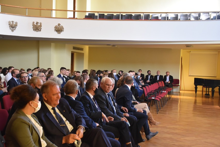 Gniezno. PWS zainaugurowała rok akademicki. Uczelnię czeka wiele zmian [FOTO]