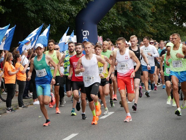 II Grodziska Dycha Julka. 275 biegaczy zagościło na ulicach Grodziska Wielkopolskiego