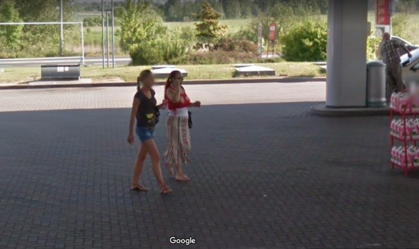 Google Street View w rejonie ul. Chojnowskiej w Legnicy