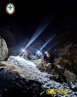 Poszła w Tatry bez światła. Ratownicy ściągali ją z grani przez pół nocy ZDJĘCIA