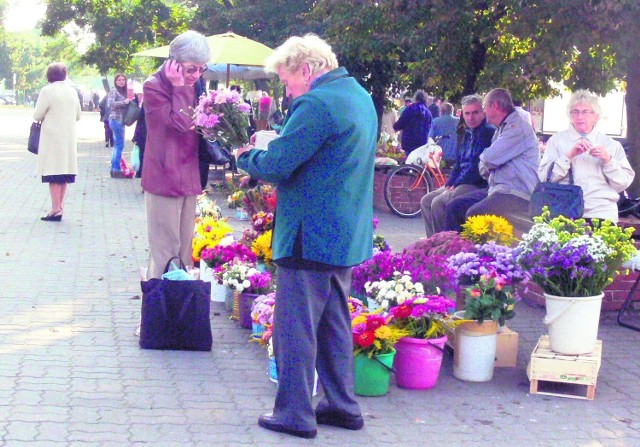 Deptak przez lata był wykorzystywany na drobny handel