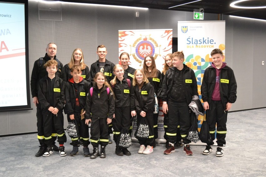 I Kongres Rozwojowy Młodzieżowych Drużyn Pożarniczych na Stadionie Śląskim w Chorzowie