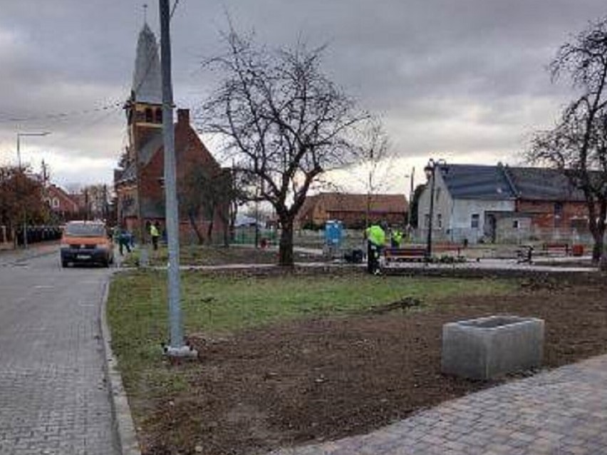 Park będzie jeszcze się zmieniał, staną w nim tablica i...