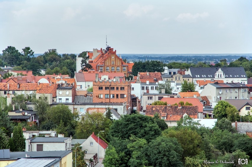 Pleszew z lotu ptaka. Miasto „z góry” uwiecznił Roman...