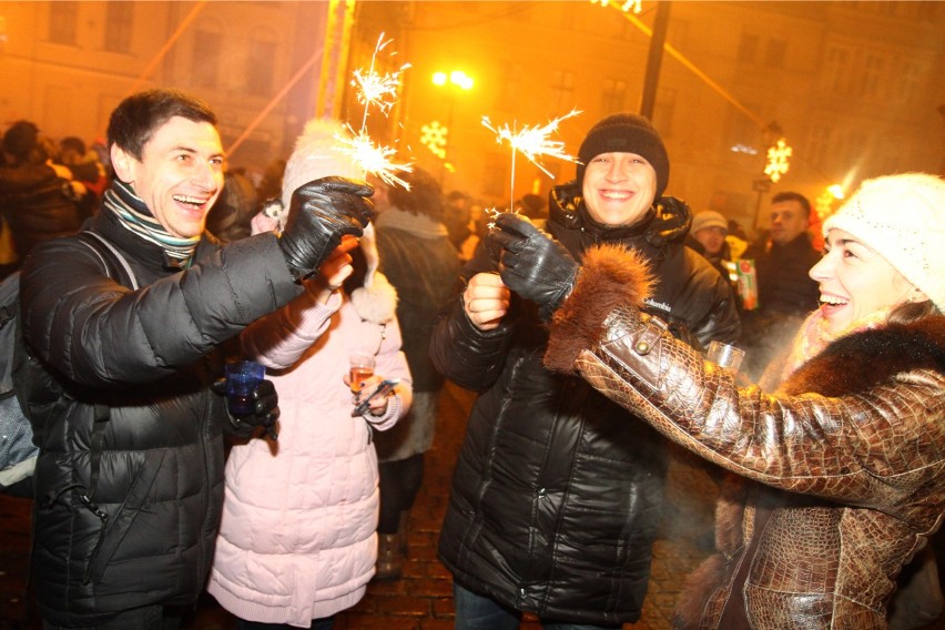 Sylwester 2014/2015 w różnych polskich miastach