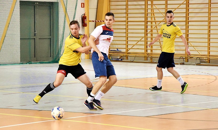 Pilska Liga Futsalu. W Ekstralidze rozegrano świetne mecze. Zobaczcie zdjęcia z 6. kolejki