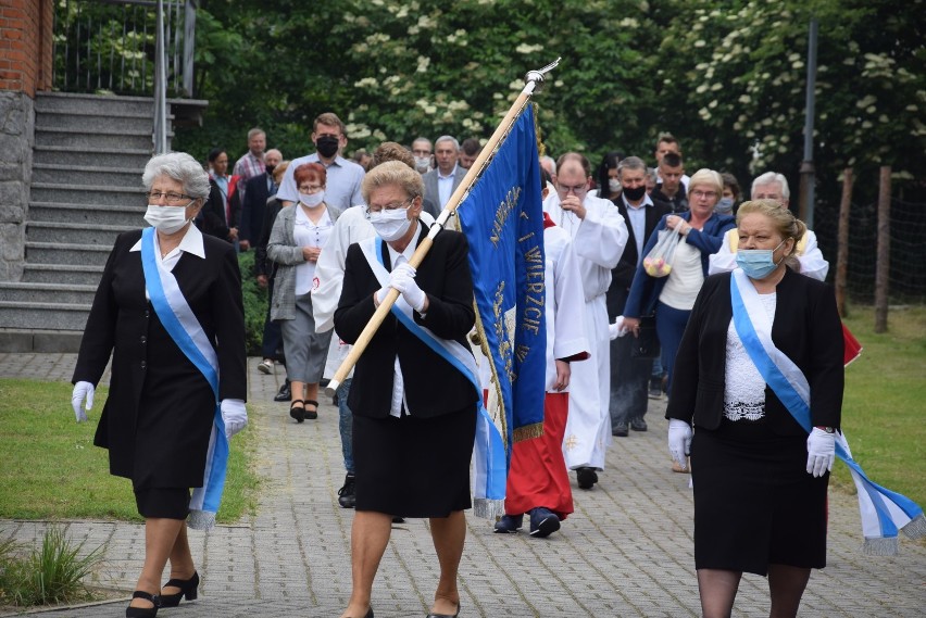 Uroczystość Bożego Ciała w parafii pw. Świętego Floriana w Pleszewie