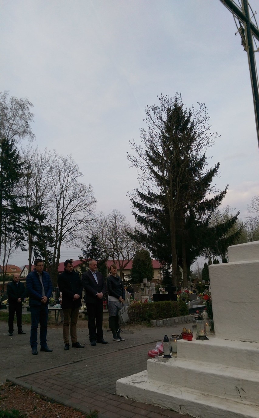 Delegacja malborskiego PiS uczciła pamięć o ofiarach katastrofy smoleńskiej i zbrodni katyńskiej