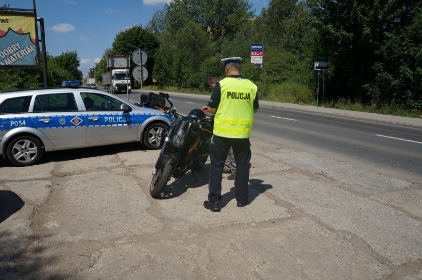 Kontrola motocyklistów w Bytomiu. Policjanci sprawdzili też kierujących quadami