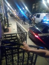 Morderstwo przy ul. Warszawskiej w Toruniu. Czy świadek widział nóż? Przeprowadzono eksperyment procesowy