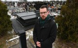 Liczba pogrzebów rekordowo wysoka, kondukt za konduktem na cmentarzach komunalnych w Kielcach [WIDEO]