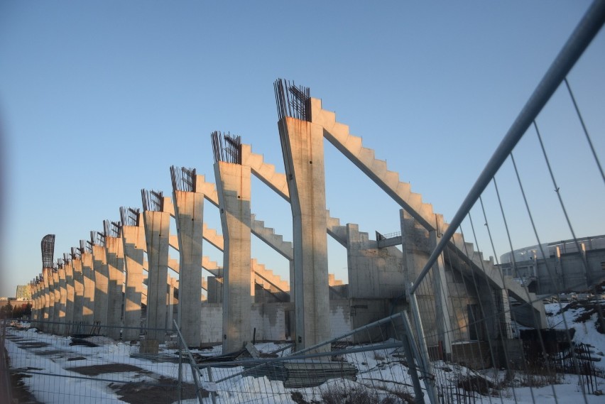 Budowa nowego stadionu Radomiaka Radom przy ulicy Struga 63. Ma być gotowy do końca 2021 roku (NAJNOWSZE ZDJĘCIA) 