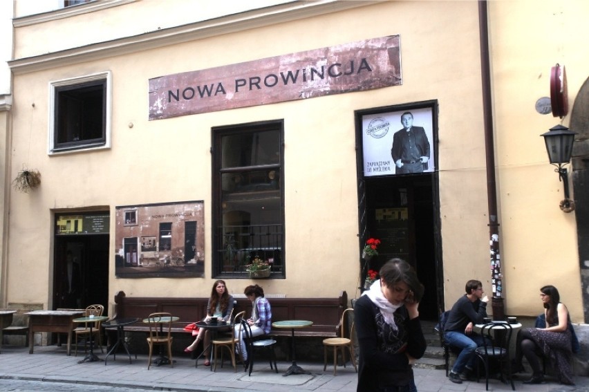 NOWA PROWINCJA Klimatyczna kawiarnia na ul. Brackiej, gdzie...