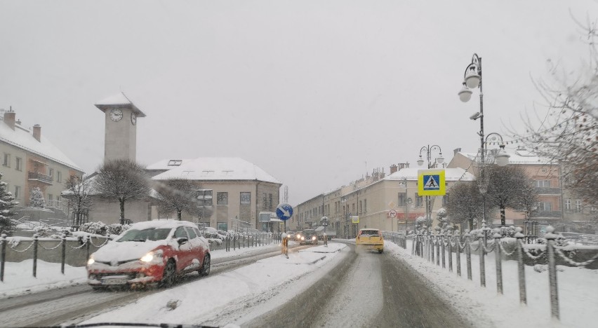 Zaśnieżone drogi w powiecie chrzanowskim