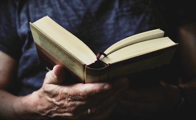 Sprawdziliśmy, co czytają w Tucholi, a przynajmniej, jakie książki wypożyczali najczęściej  czytelnicy w tucholskiej bibliotece.